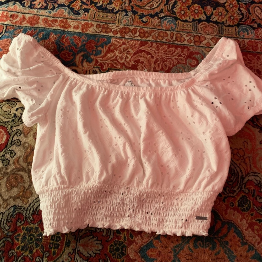 Hollister off the shoulder too